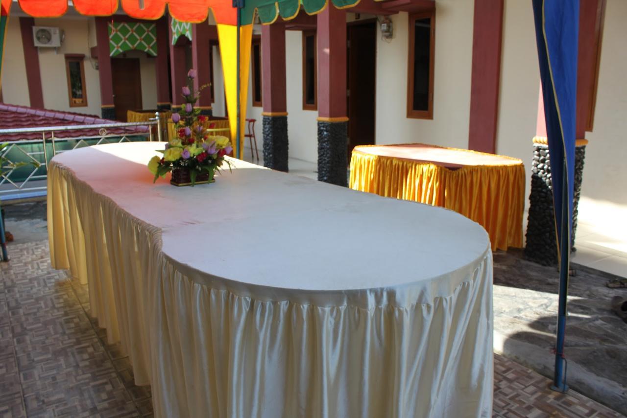 Hôtel Pondok Cemara à Medan Extérieur photo